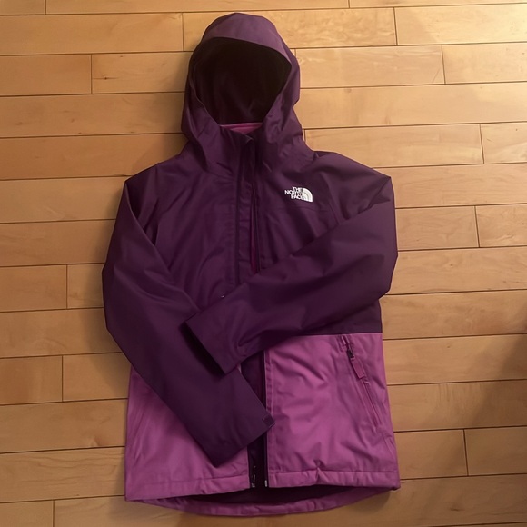 Girls 14-16 North Face Fleece and Shell Jacket - Picture 2 of 6